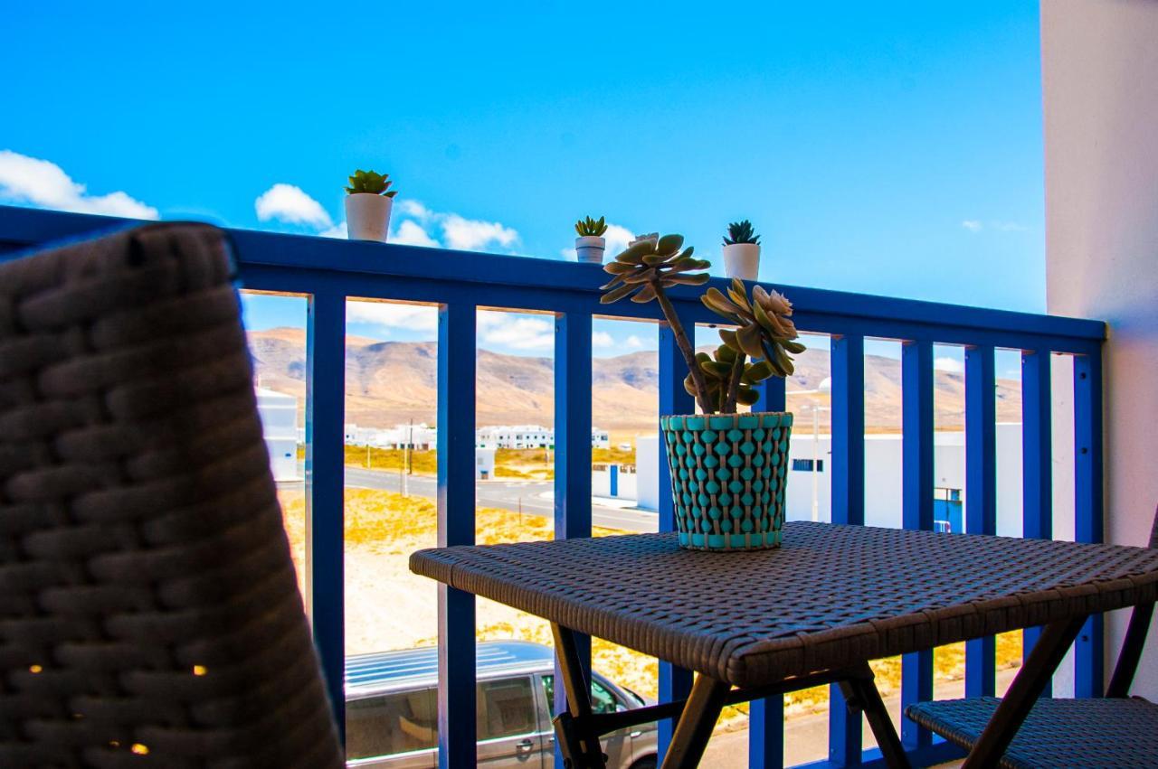 El Arenal De Famara Apartment Luaran gambar